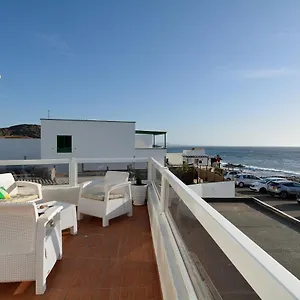 https://top-sea-views-in-el-golfo-prime-location.in-canary-islands.com
